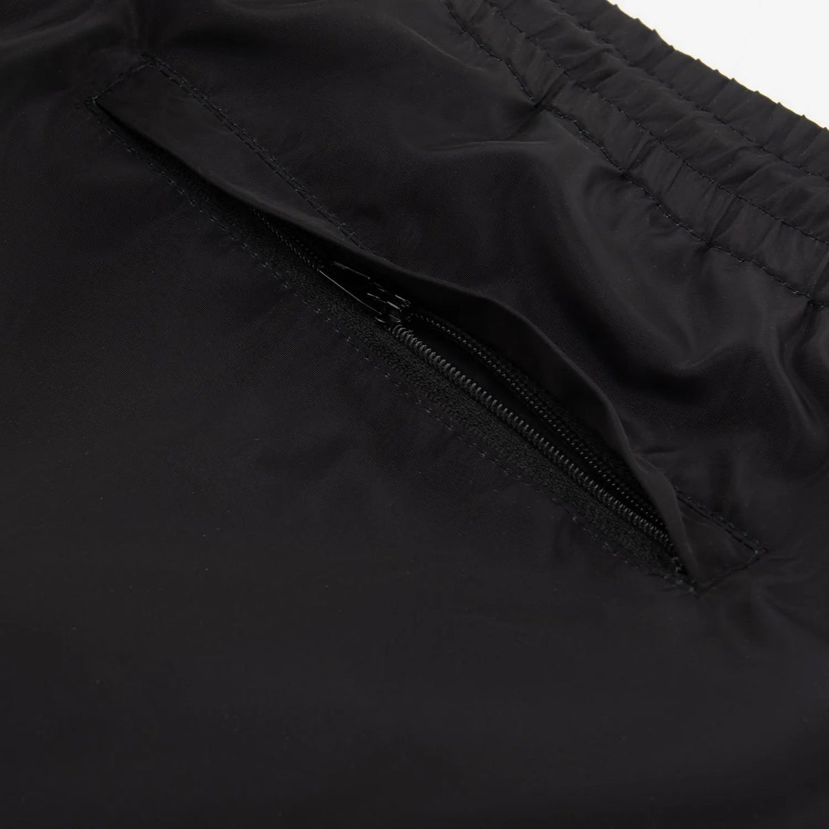 BLACK NYLON BC SIDE CREST/TIGER SHORTS
